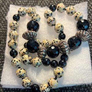 Jasper, onyx, and silver necklace.Black and Cream Beaded 19”.